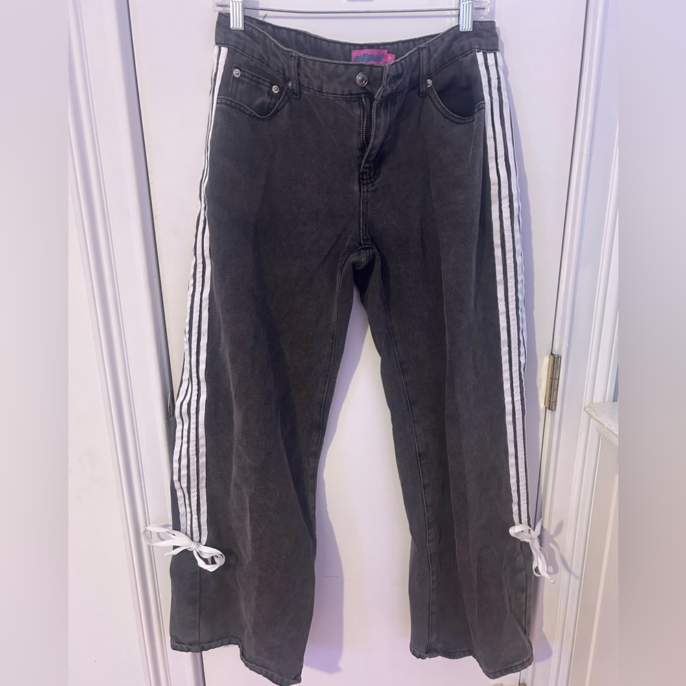 Edikted Ribbon Washed Low Rise Baggy Jeans